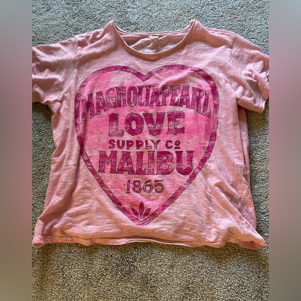 Magnolia Pearl Boyfriend Tee - Picture 3 of 4